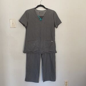 Figs Set Graphite Gray Livingston High Waisted Pant M and Top S